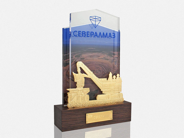 Corporate souvenir "Tandem of metal and glass"